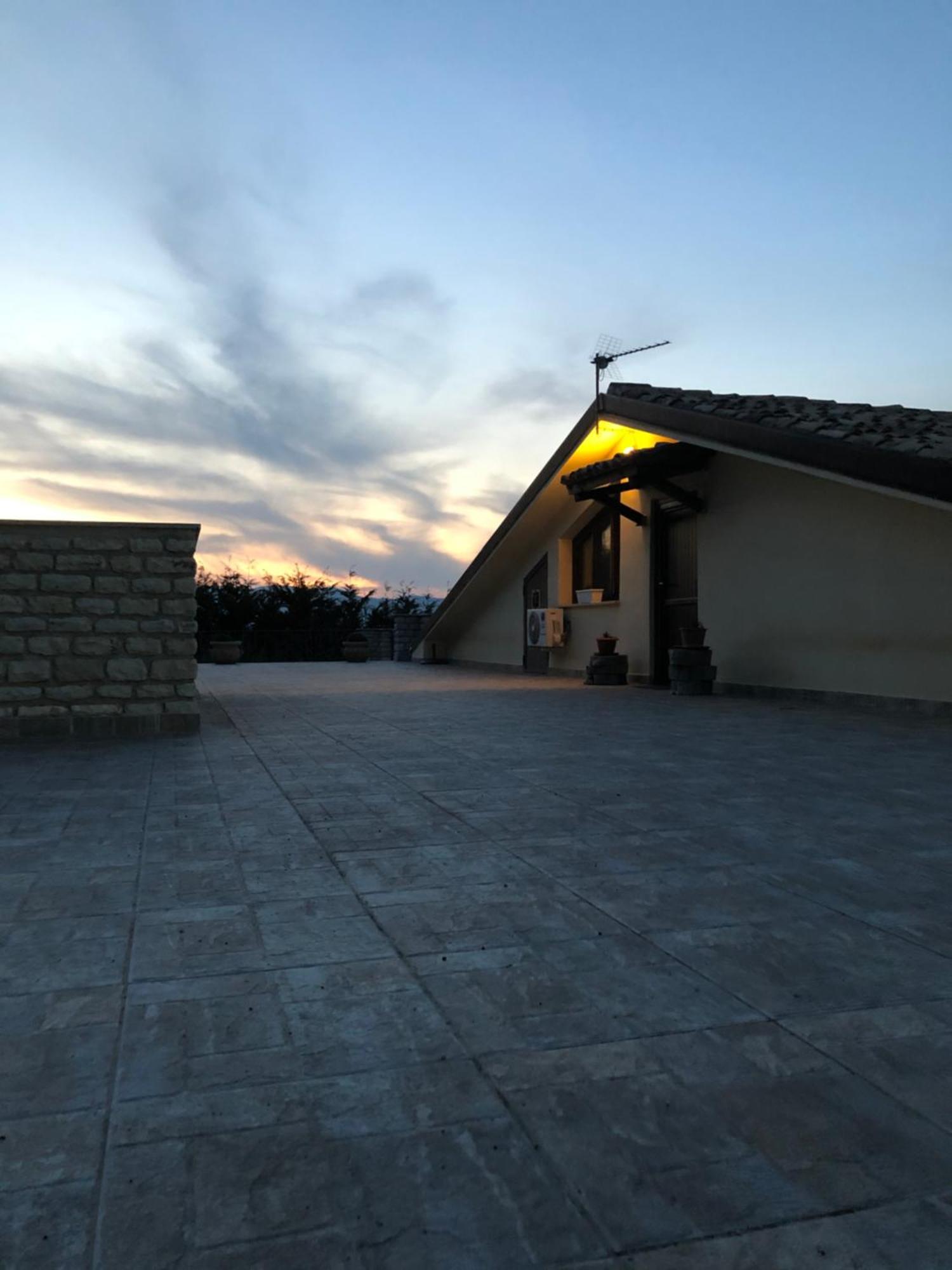 Agriturismo Serra Moneta Santo Stefano Quisquina Esterno foto
