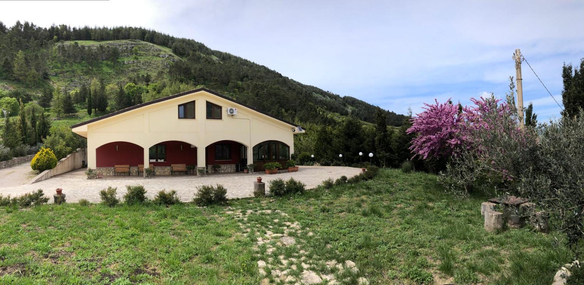 Agriturismo Serra Moneta Santo Stefano Quisquina Esterno foto