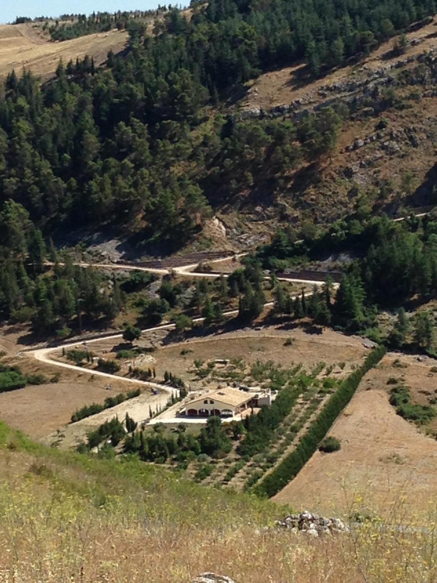 Agriturismo Serra Moneta Santo Stefano Quisquina Esterno foto
