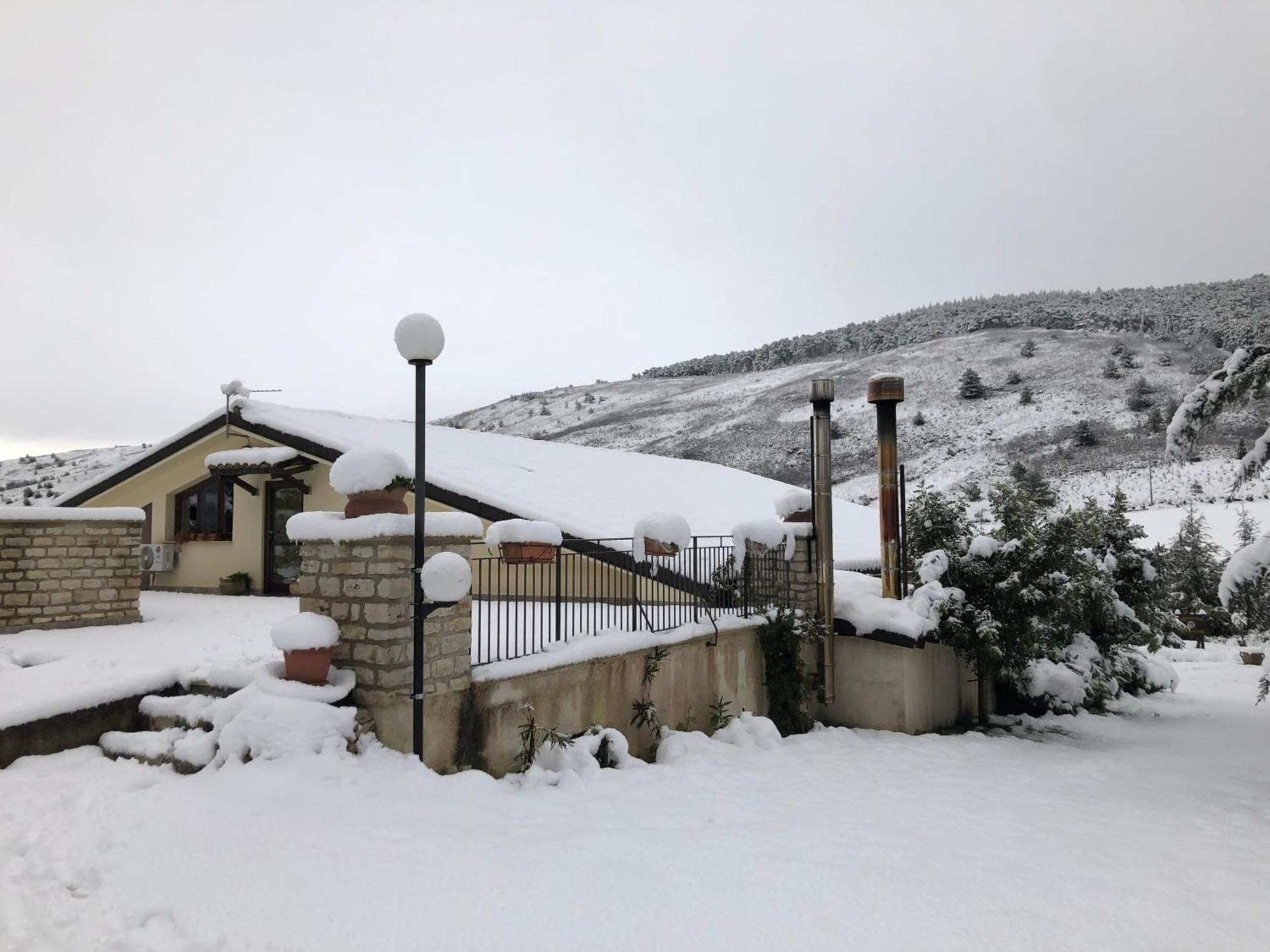 Agriturismo Serra Moneta Santo Stefano Quisquina Esterno foto